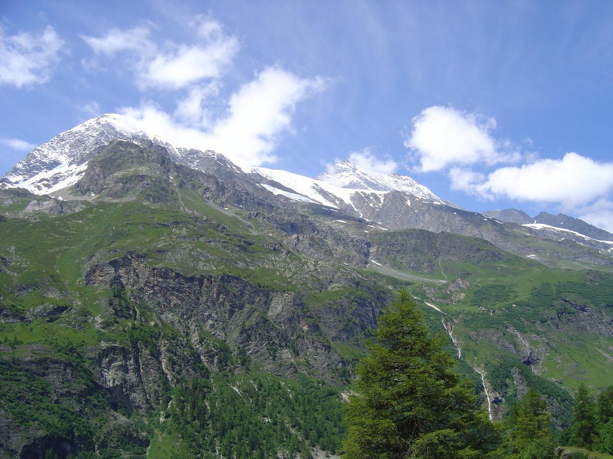 Hotel Le Genepy Tignes Ngoại thất bức ảnh